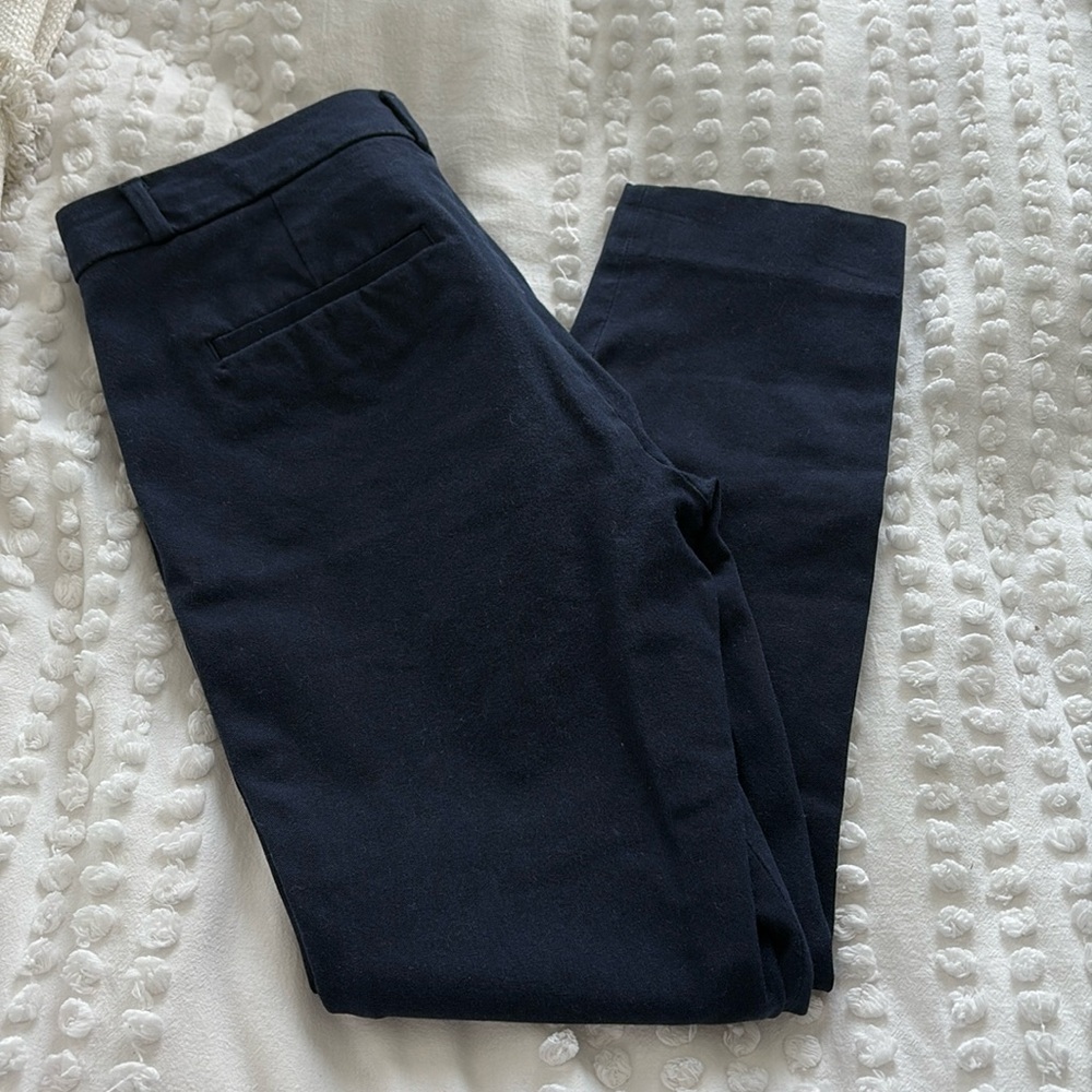 Banana Republic Mid Rise Skinny Sloan Pant in Navy Size 6